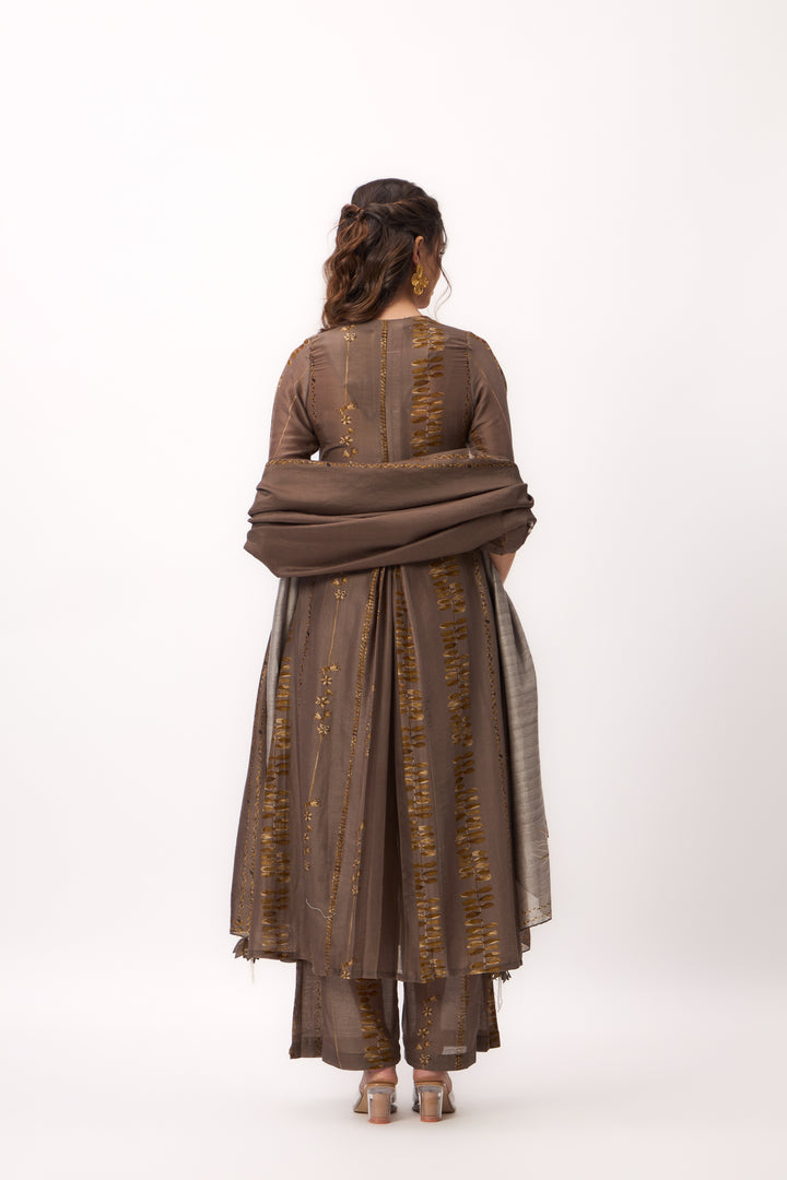 Watercolour Shami Stripe Print Panelled Kurta Set With Dupatta Wood Brown