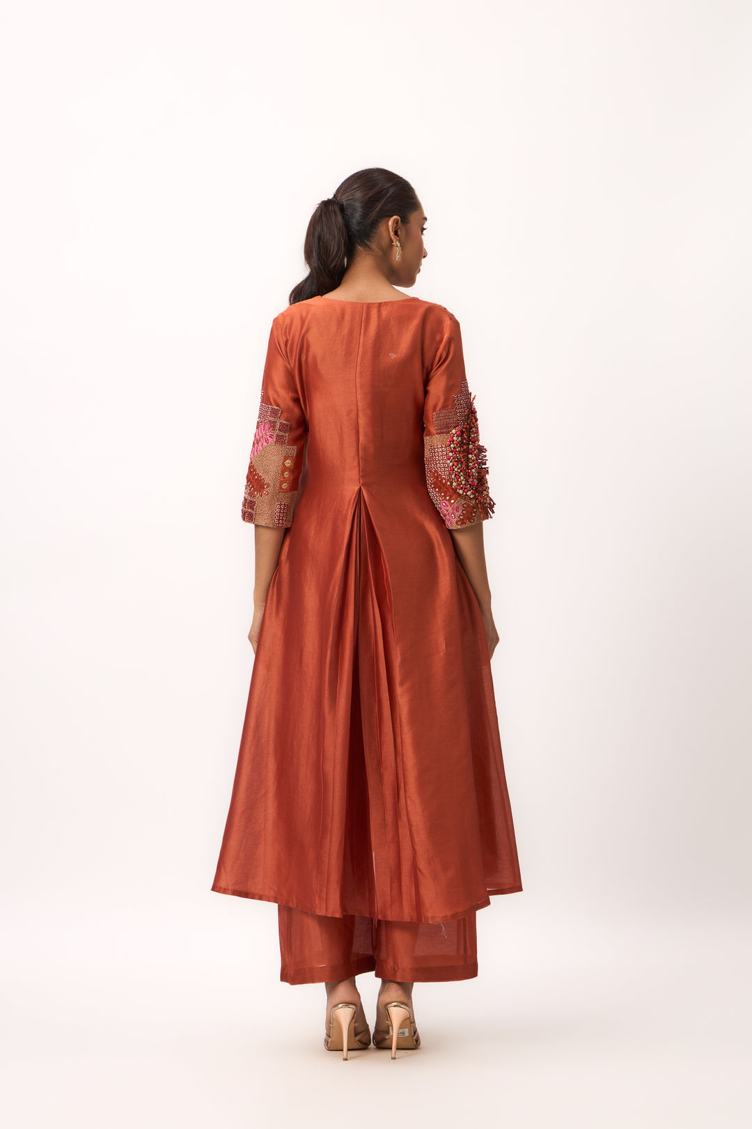 Shami Wispher Panelled Kurta Set With Dupatta Burnt Orange