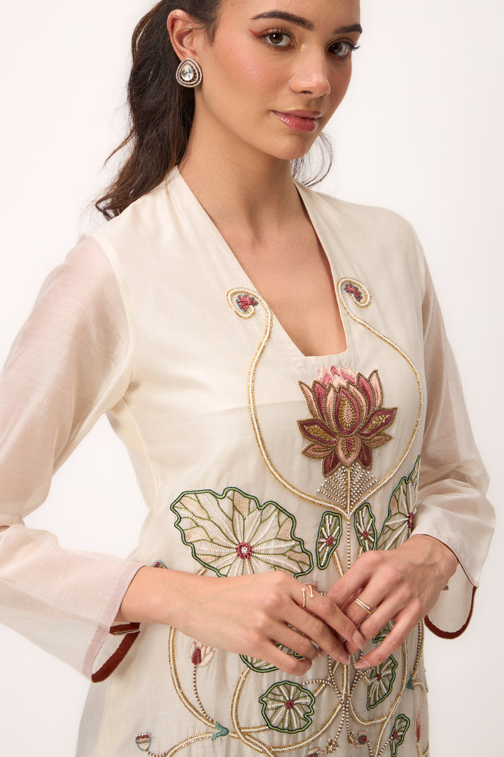 Lotus Bloom Jaal Kurta Set With Dupatta Off White