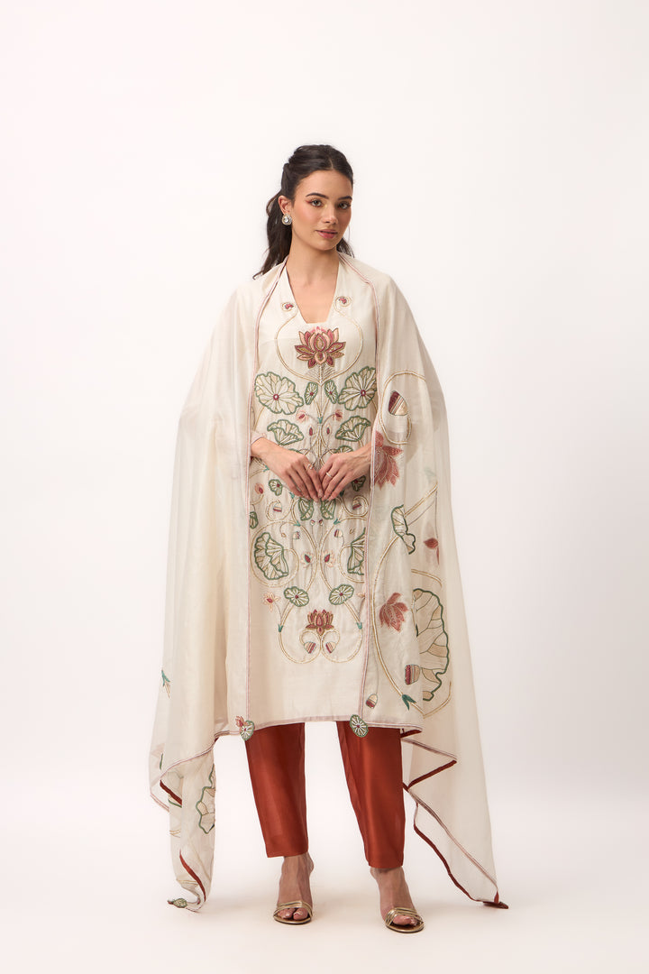 Lotus Bloom Jaal Kurta Set With Dupatta Off White