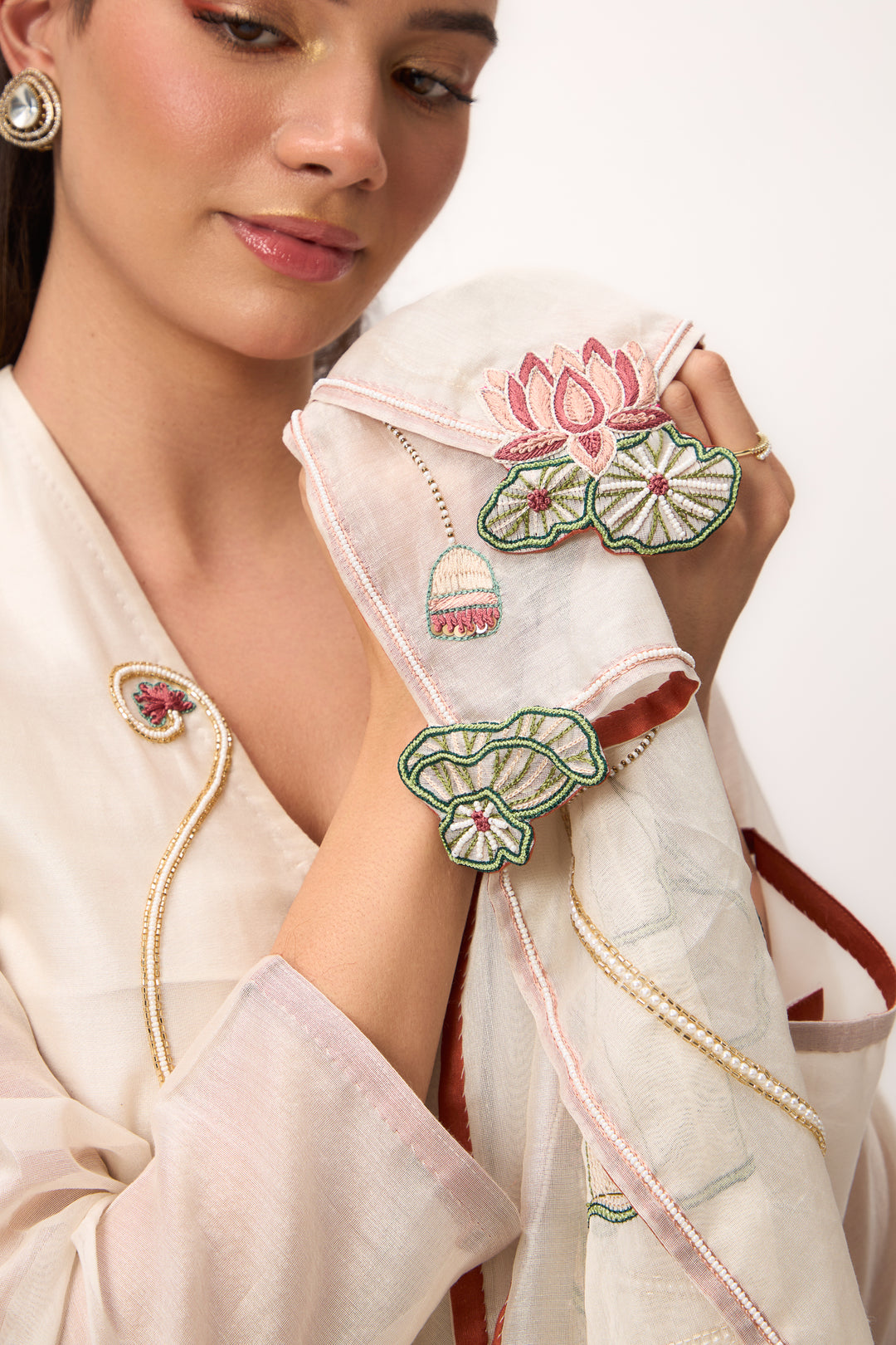 Lotus Bloom Jaal Kurta Set With Dupatta Off White