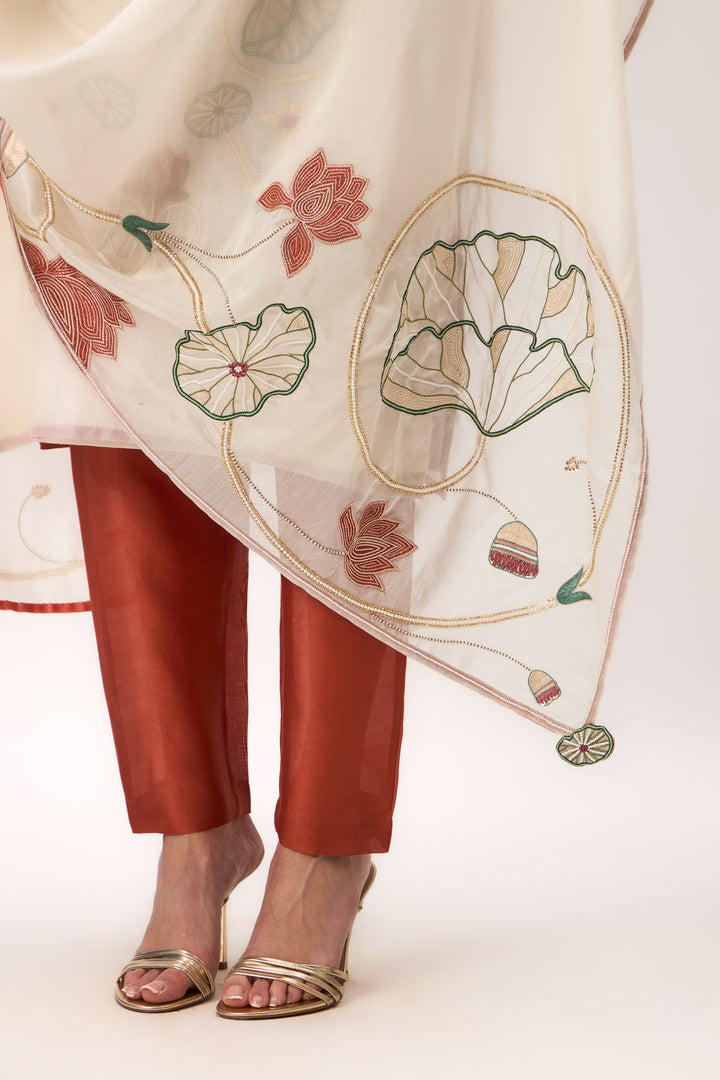 Lotus Bloom Jaal Kurta Set With Dupatta Off White
