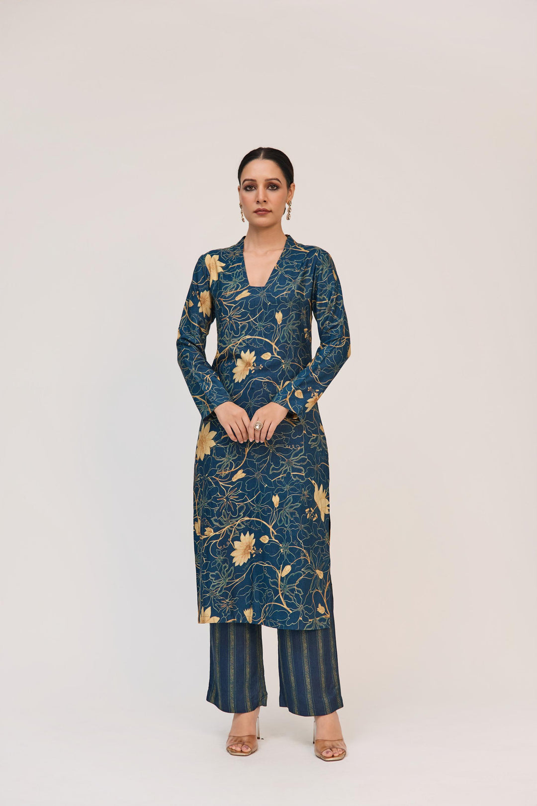 Krishna Kamal Kurta Set With Dupatta Royal Blue