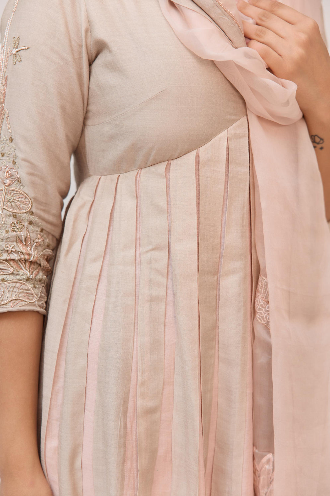 Lotus Bloom Anarkali Set With Dupatta In Warm Grey
