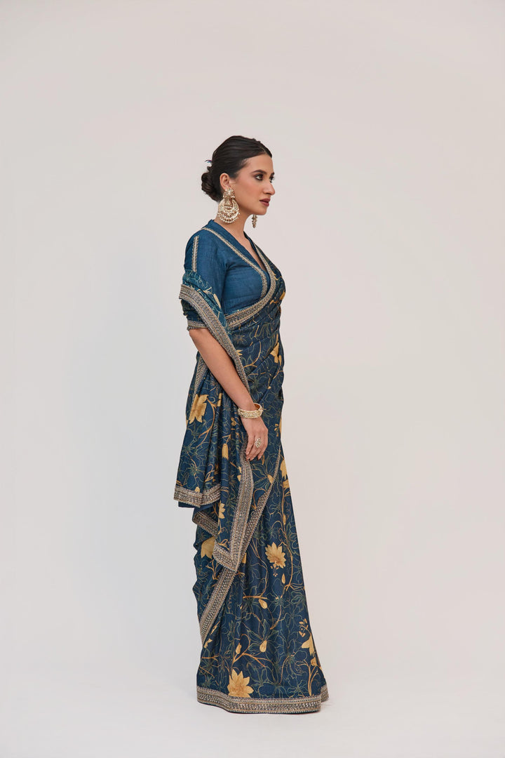Krishna Kamal Saree With Blouse In Royal Blue